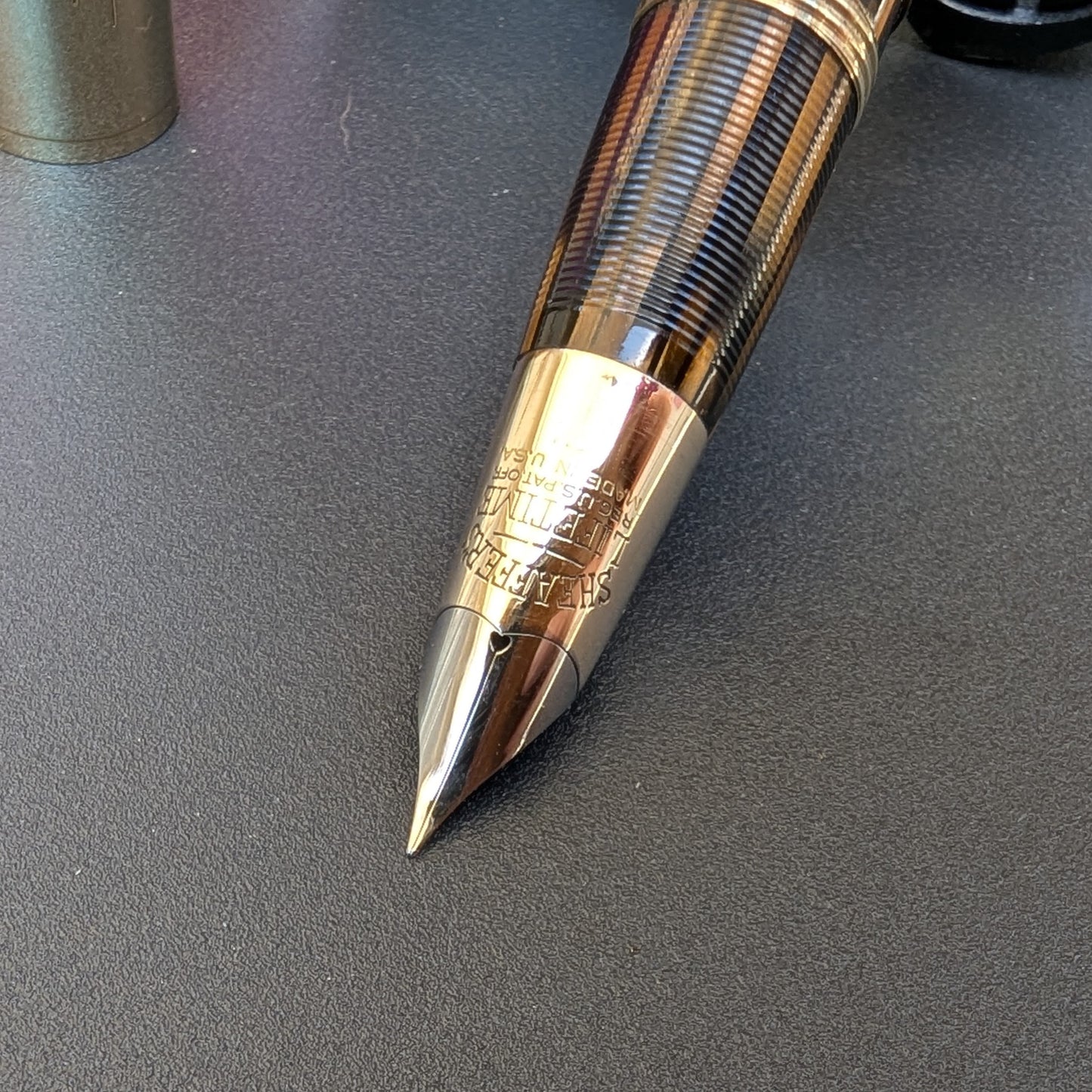 Golden Brown Sheaffer Triumph Tuckaway Crest