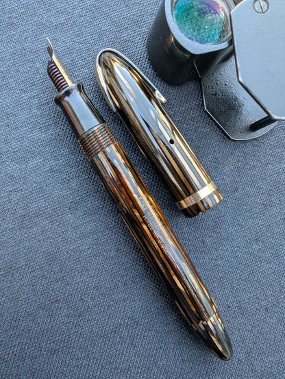 1941 Golden Brown Sheaffer Balance Defender - fine+ point