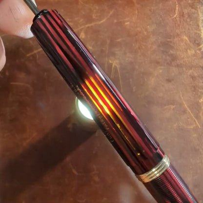 1943-5 Carmine Sheaffer Triumph Statesman - fine point