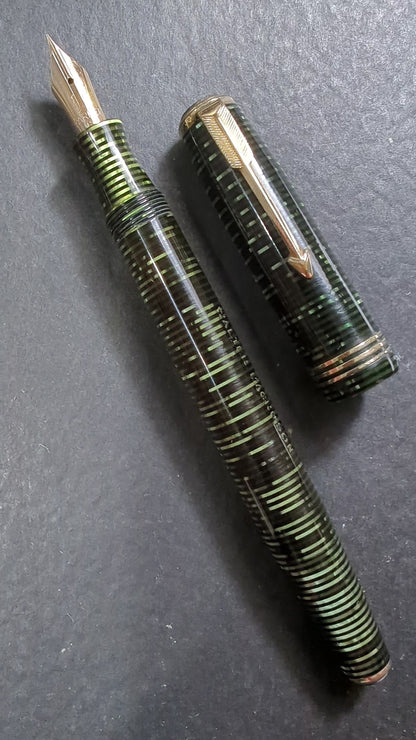 1939 Emerald Pearl Parker Vacumatic Major - fine+ point