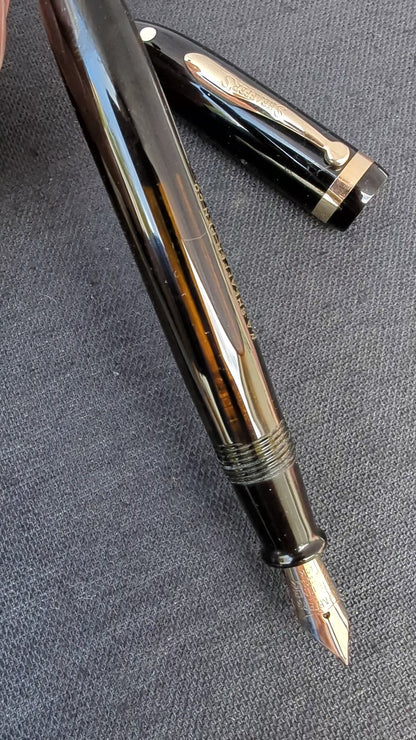 1935 Black Sheaffer Balance full size "Statesman" - medium point