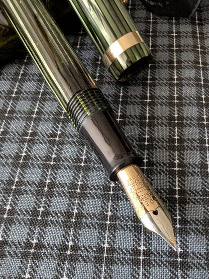 Marine Green Sheaffer Balance Sovereign Fountain Pen - fine point