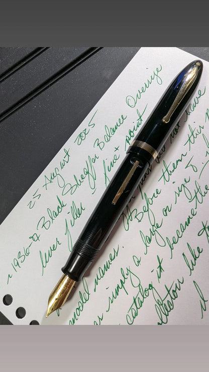 1936 Black Sheaffer Balance "Premier"  pen - lever filler - Fine point