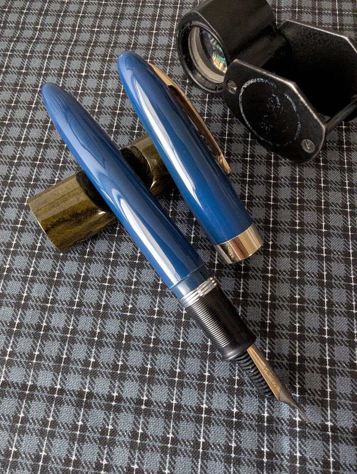 1948 Persian Blue Sheaffer Statesman - Vacuum-Fil - Fine Golden Spade nib