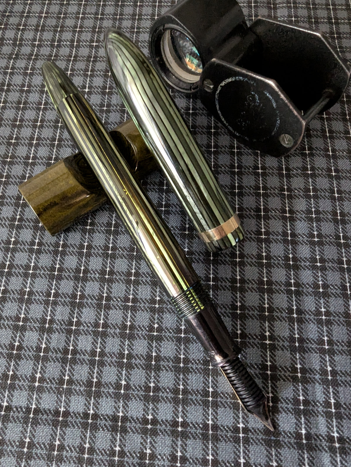 Marine Green Sheaffer Balance Sovereign Fountain Pen - fine point