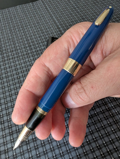 1948 Persian blue Sheaffer Tuckaway Valiant Deluxe - Vacuum-Fil - fine point