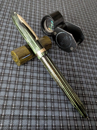 Marine Green Sheaffer Balance Sovereign Fountain Pen - fine point