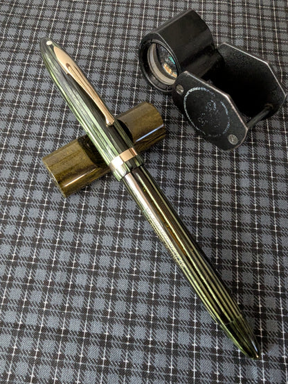 Marine Green Sheaffer Balance Sovereign Fountain Pen - fine point