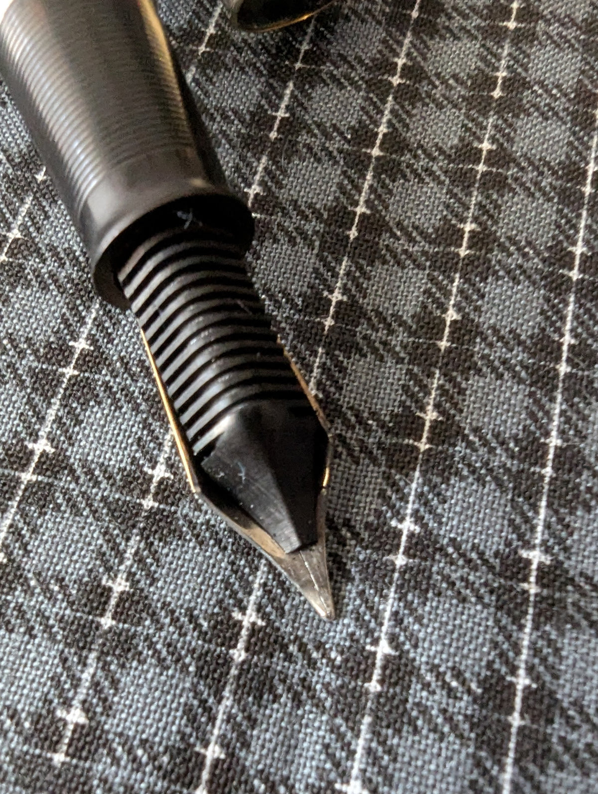 1948 Persian Blue Sheaffer Statesman - Vacuum-Fil - Fine Golden Spade nib