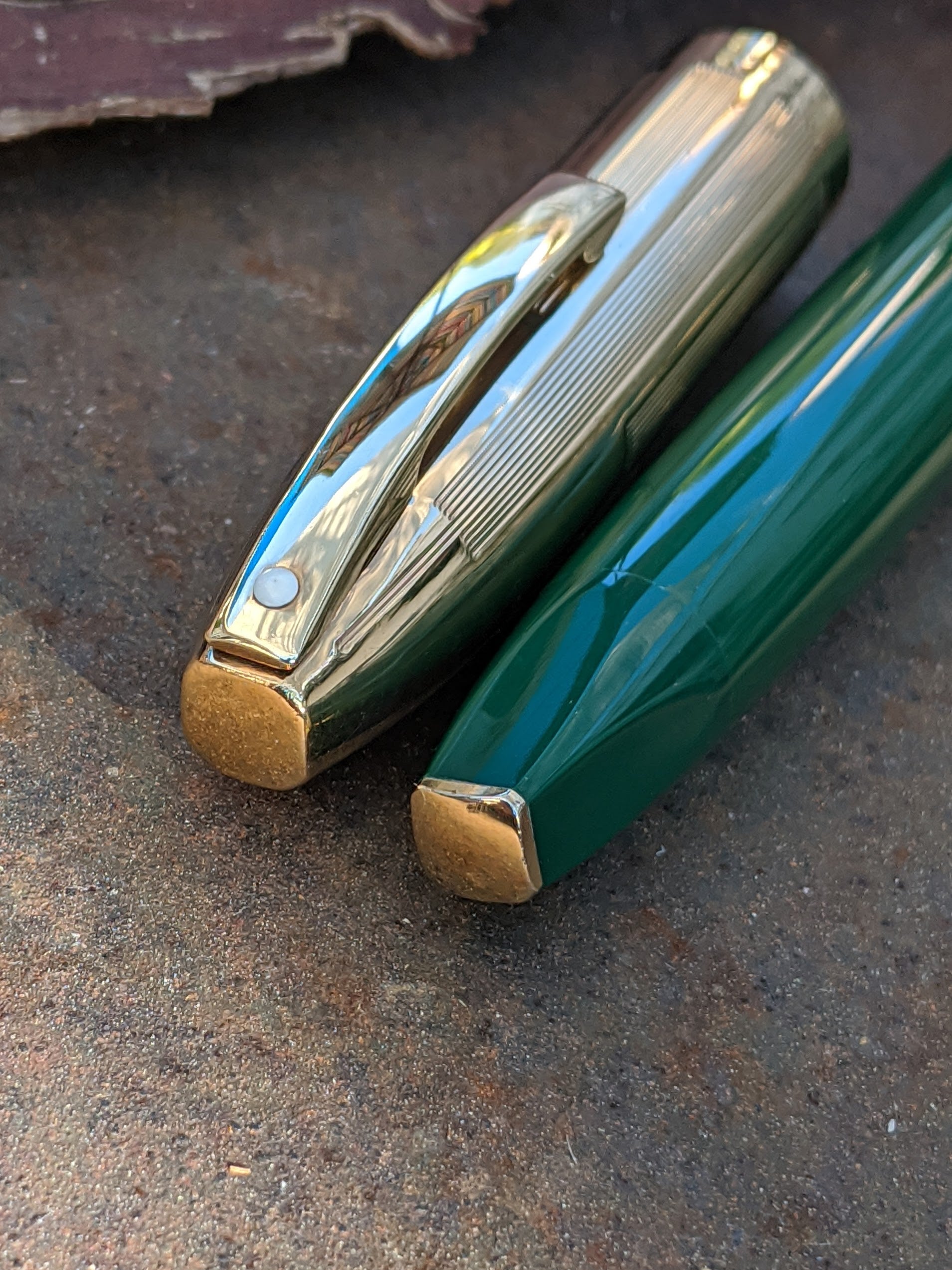 Green Sheaffer PFM V - Fine nib