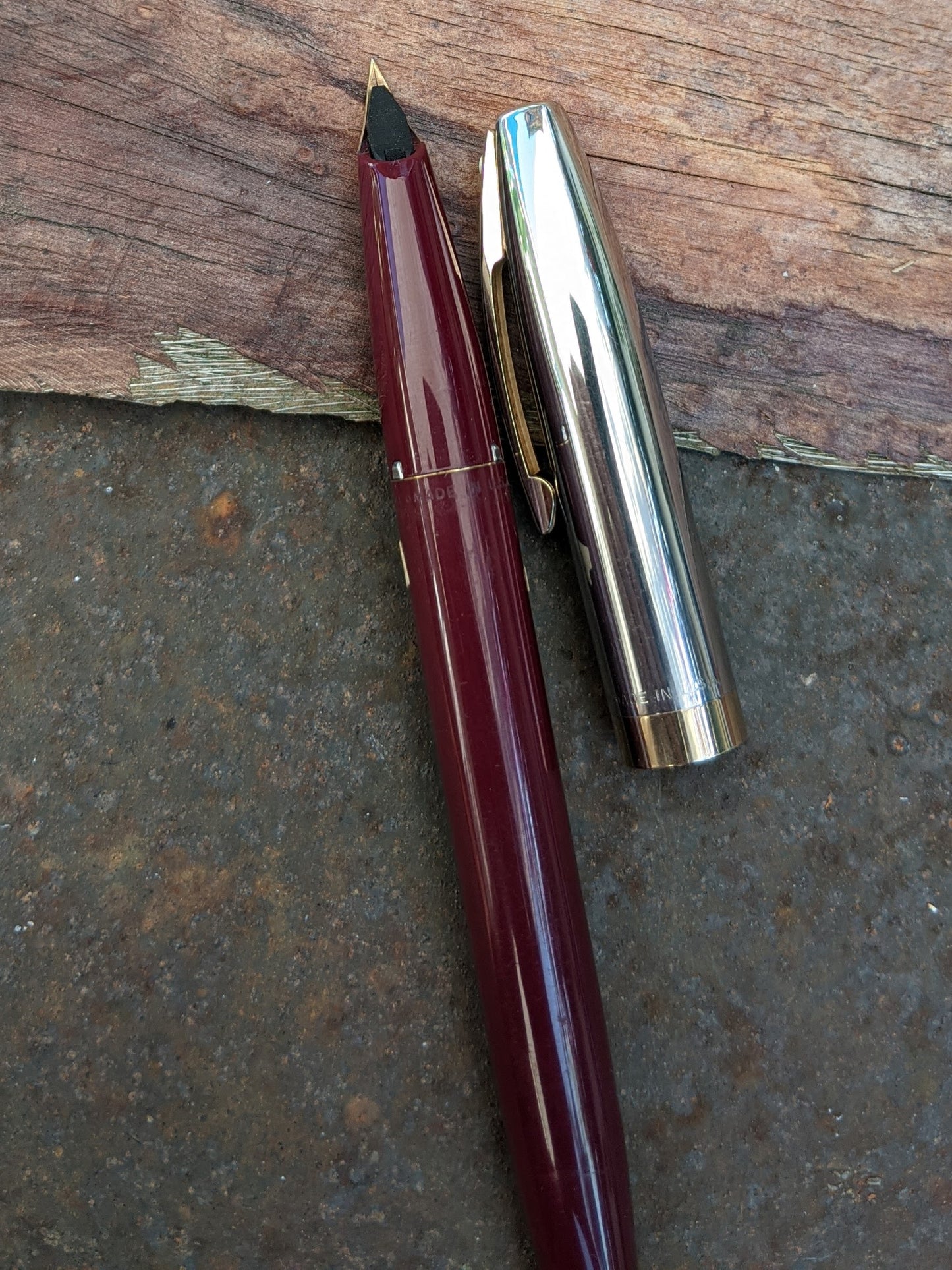 ~1964 Bourgogne Sheaffer Lifetime 1500 moyen