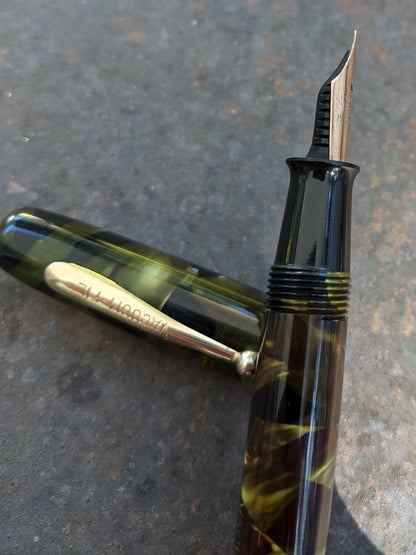 1934-5 Marine Green VACUUM-FIL fountain pen