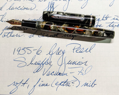 1935 Grey Pearl Sheaffer Junior fountain pen & pencil