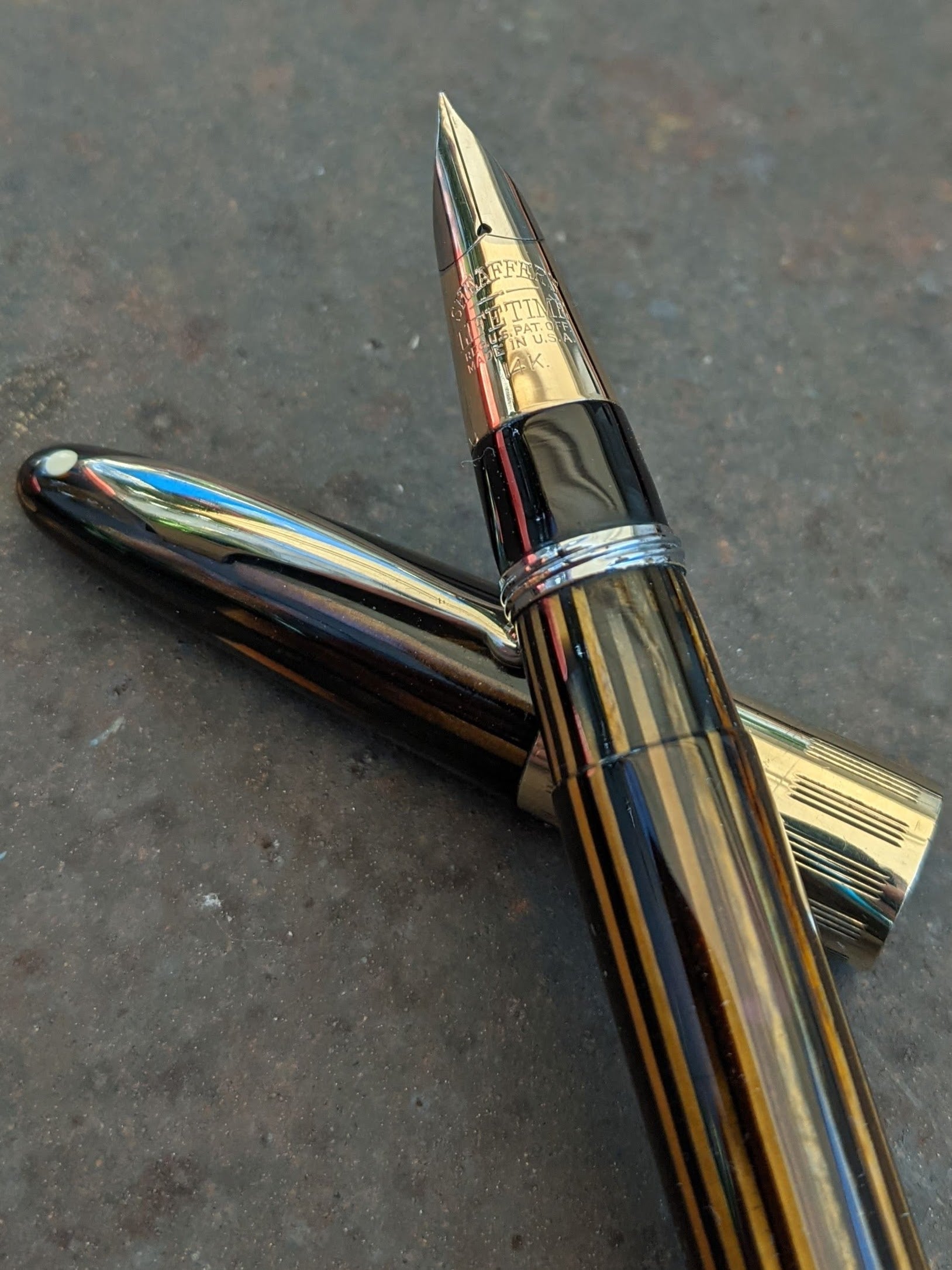 1942 Golden Brown Sheaffer Triumph - XF nib – Paper Wants A Pen