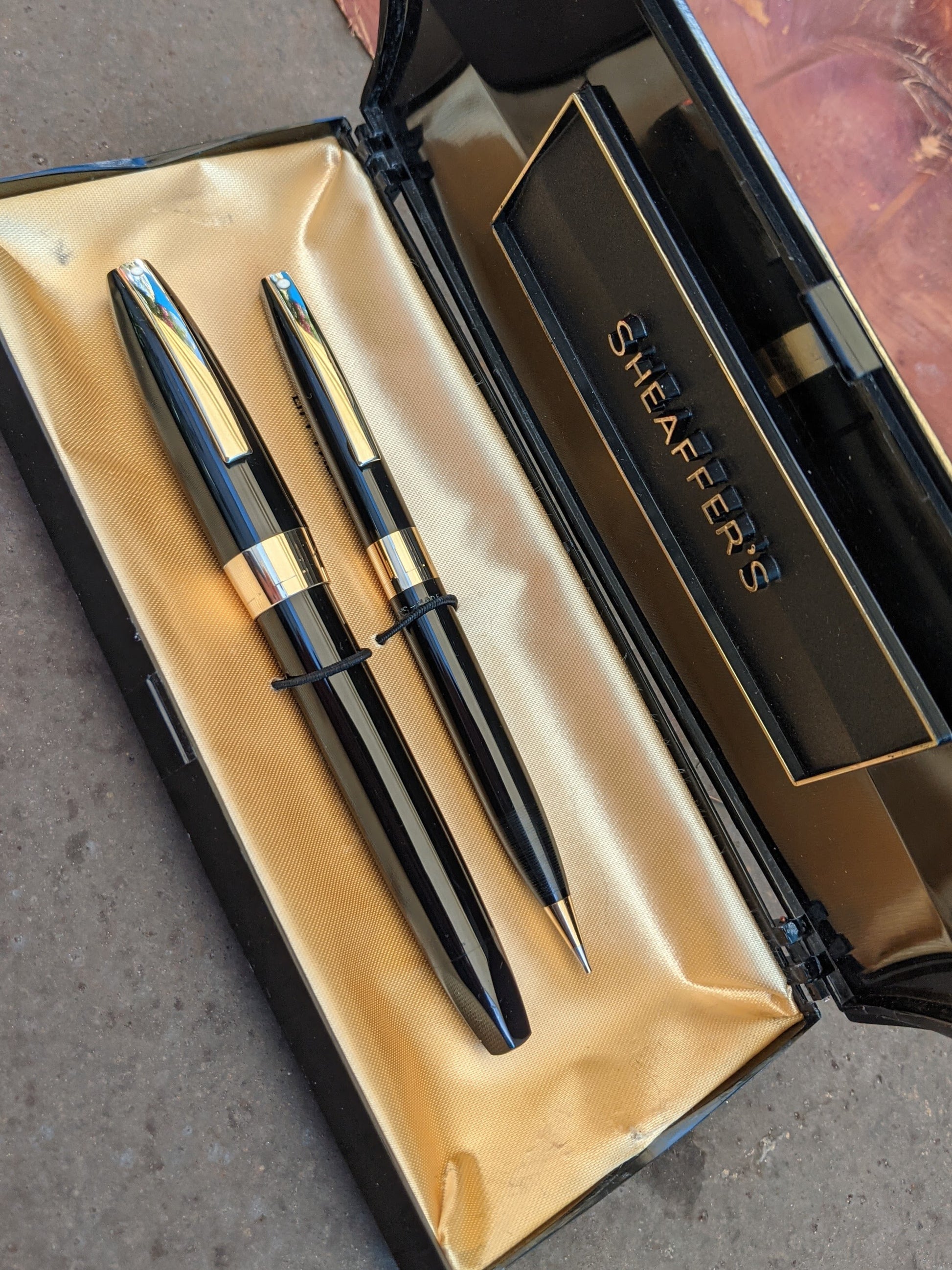 Black Sheaffer PFM III pen pencil medium nib